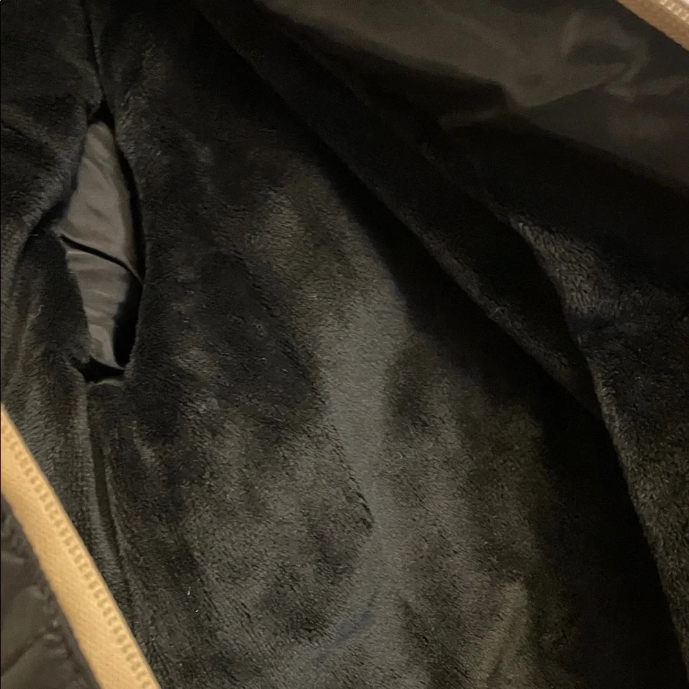 Cozy Black Puffer Jacket for Kids